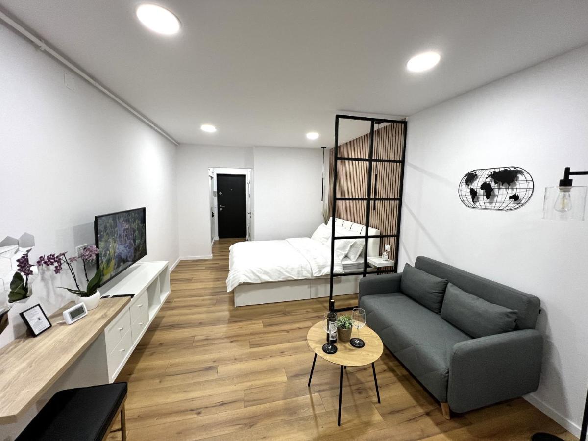 Denis Studio Turda Extérieur photo